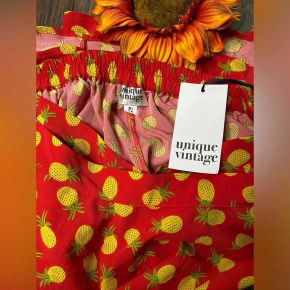 🦋B2G1🦋UNIQUE VINTAGE Red Pineapple SideTie Skort Wrap NWT | MEDIUM | - Picture 6 of 8
